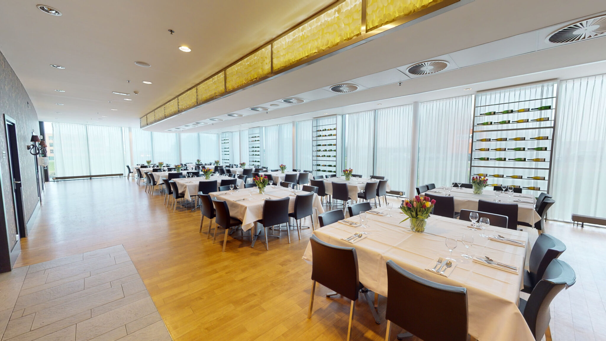Priceline Park Plaza Amsterdam Airport Priceline www.parkplazaamsterdamairport.com